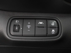 Внедорожник Hyundai Venue 2020 года, 2070777 рублей, Омск