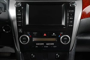 Седан Toyota Camry 2013 года, 1499000 рублей, Тюмень