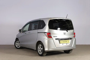 Минивэн Honda Freed 2015 года, 1179000 рублей, Новосибирск