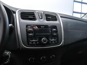 Седан Renault Logan 2019 года, 989000 рублей, Красноярск