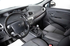 Минивэн Renault Scenic 2013 года, 1019000 рублей, Пермь