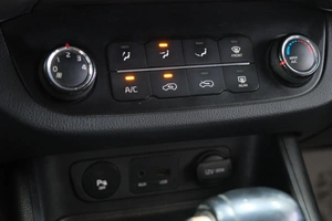Внедорожник Kia Sportage 2014 года, 1419000 рублей, Омск