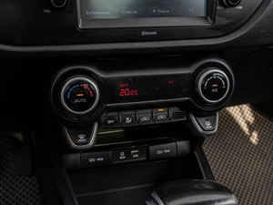 Седан Kia Rio 2017 года, 1240000 рублей, Краснодар