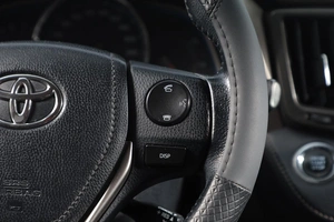 Внедорожник Toyota RAV4 2014 года, 2099000 рублей, Новосибирск
