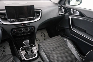 Хетчбэк Kia Ceed 2022 года, 2249000 рублей, Красноярск