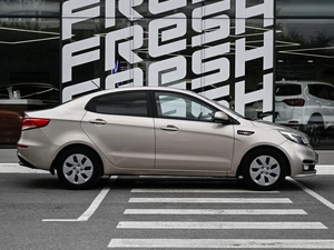 Седан Kia Rio 2015 года, 1015000 рублей, Волгоград