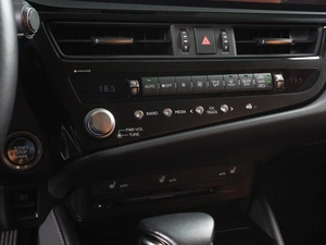 Седан Lexus ES 2022 года, 5830000 рублей, Минеральные Воды