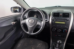 Седан Toyota Corolla 2008 года, 799000 рублей, Пермь