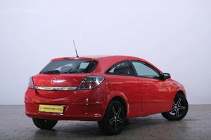 Хетчбэк Opel Astra GTC 2007 года, 569000 рублей, Омск