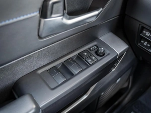 Внедорожник Toyota Sequoia 2023 года, 10050000 рублей, Краснодар