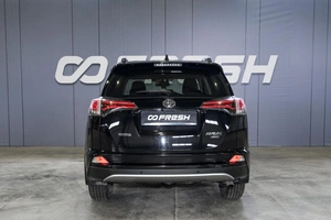 Внедорожник Toyota RAV4 2017 года, 2799000 рублей, Ульяновск