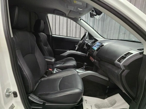 Внедорожник Peugeot 4007 2011 года, 975000 рублей, Красноярск