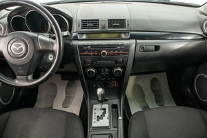 Седан Mazda 3 2007 года, 499000 рублей, Барнаул