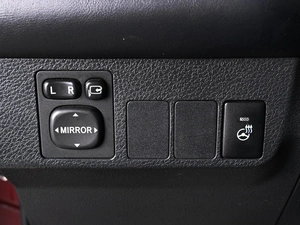 Внедорожник Toyota RAV4 2017 года, 2549000 рублей, Аксай