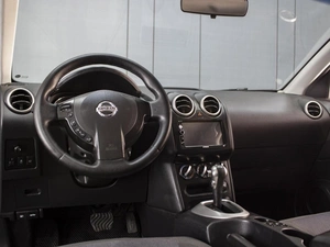 Внедорожник Nissan Qashqai 2013 года, 1290000 рублей, Омск