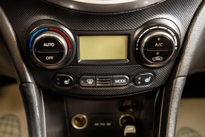 Седан Hyundai Solaris 2011 года, 619000 рублей, Пермь