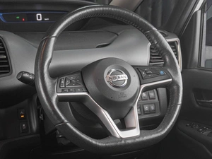 Минивэн Nissan Serena 2018 года, 2299000 рублей, Тюмень