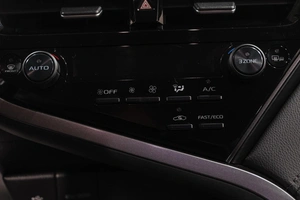 Седан Toyota Camry 2021 года, 3729000 рублей, Новокузнецк