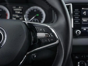 Внедорожник Skoda Karoq 2021 года, 2399000 рублей, Нижний Новгород