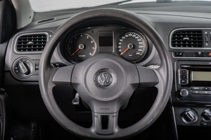 Седан Volkswagen Polo 2012 года, 879000 рублей, Томск