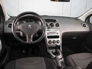 Седан Peugeot 408 2013 года, 530000 рублей, Омск