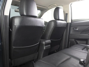 Внедорожник Mitsubishi Outlander 2017 года, 1515000 рублей, Омск