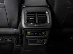 Внедорожник Volkswagen Tiguan 2017 года, 2688000 рублей, Ставрополь