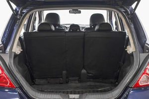 Хетчбэк Nissan Tiida 2010 года, 719000 рублей, Барнаул