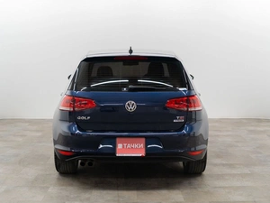 Хетчбэк Volkswagen Golf 2015 года, 1300000 рублей, Красноярск