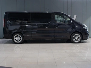 Минивэн Opel Vivaro 2018 года, 2329000 рублей, Петрозаводск