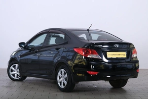 Седан Hyundai Solaris 2011 года, 959000 рублей, Омск
