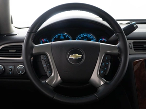 Внедорожник Chevrolet Tahoe 2013 года, 1974400 рублей, Москва