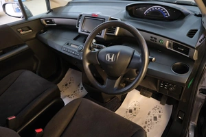 Минивэн Honda Freed 2011 года, 1219000 рублей, Омск