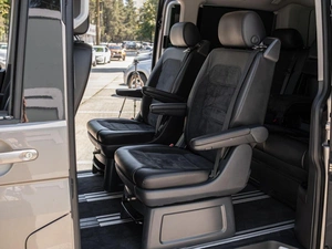 Минивэн Volkswagen Multivan 2018 года, 4399000 рублей, Большой Сочи