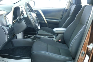 Внедорожник Toyota RAV4 2018 года, 2249000 рублей, Омск
