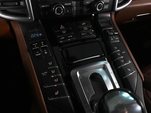 Внедорожник Porsche Cayenne 2016 года, 4249000 рублей, Аксай