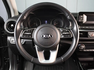 Седан Kia Cerato 2019 года, 1760000 рублей, Омск