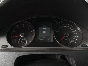 Седан Volkswagen Passat 2011 года, 799500 рублей, Ростов-на-Дону