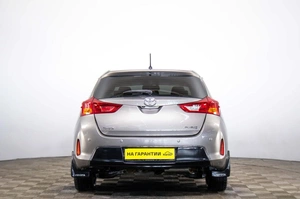 Хетчбэк Toyota Auris 2013 года, 1229000 рублей, Пермь