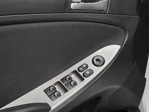 Седан Hyundai Solaris 2016 года, 899000 рублей, Красноярск