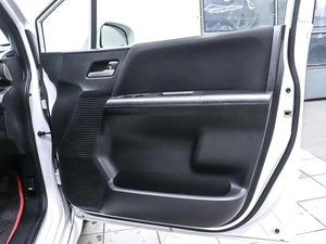 Минивэн Honda Freed 2013 года, 1249000 рублей, Красноярск