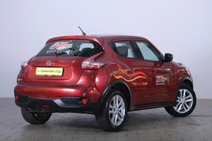 Внедорожник Nissan Juke 2014 года, 1509000 рублей, Омск