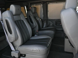 Минивэн Chevrolet Express 2012 года, 5000000 рублей, Ростов-на-Дону