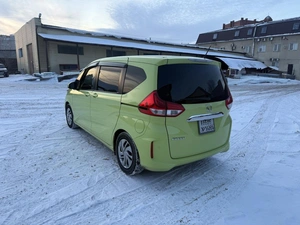 Минивэн Honda Freed 2019 года, 2000000 рублей, Красноярск