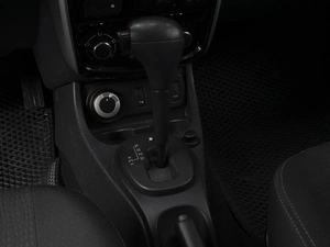 Внедорожник Nissan Terrano 2016 года, 1330000 рублей, Омск