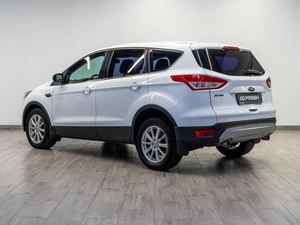 Внедорожник Ford Kuga 2016 года, 1659000 рублей, Саратов