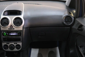 Хетчбэк Opel Corsa 2007 года, 389000 рублей, Омск