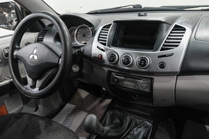 Пикап Mitsubishi L200 2013 года, 1469000 рублей, Новокузнецк