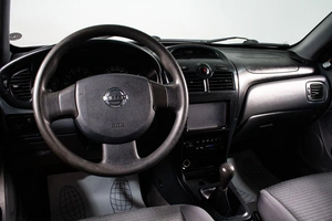 Седан Nissan Almera Classic 2006 года, 349000 рублей, Сургут