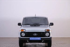Внедорожник ВАЗ (LADA) 4x4 (Нива) 2020 года, 959000 рублей, Омск